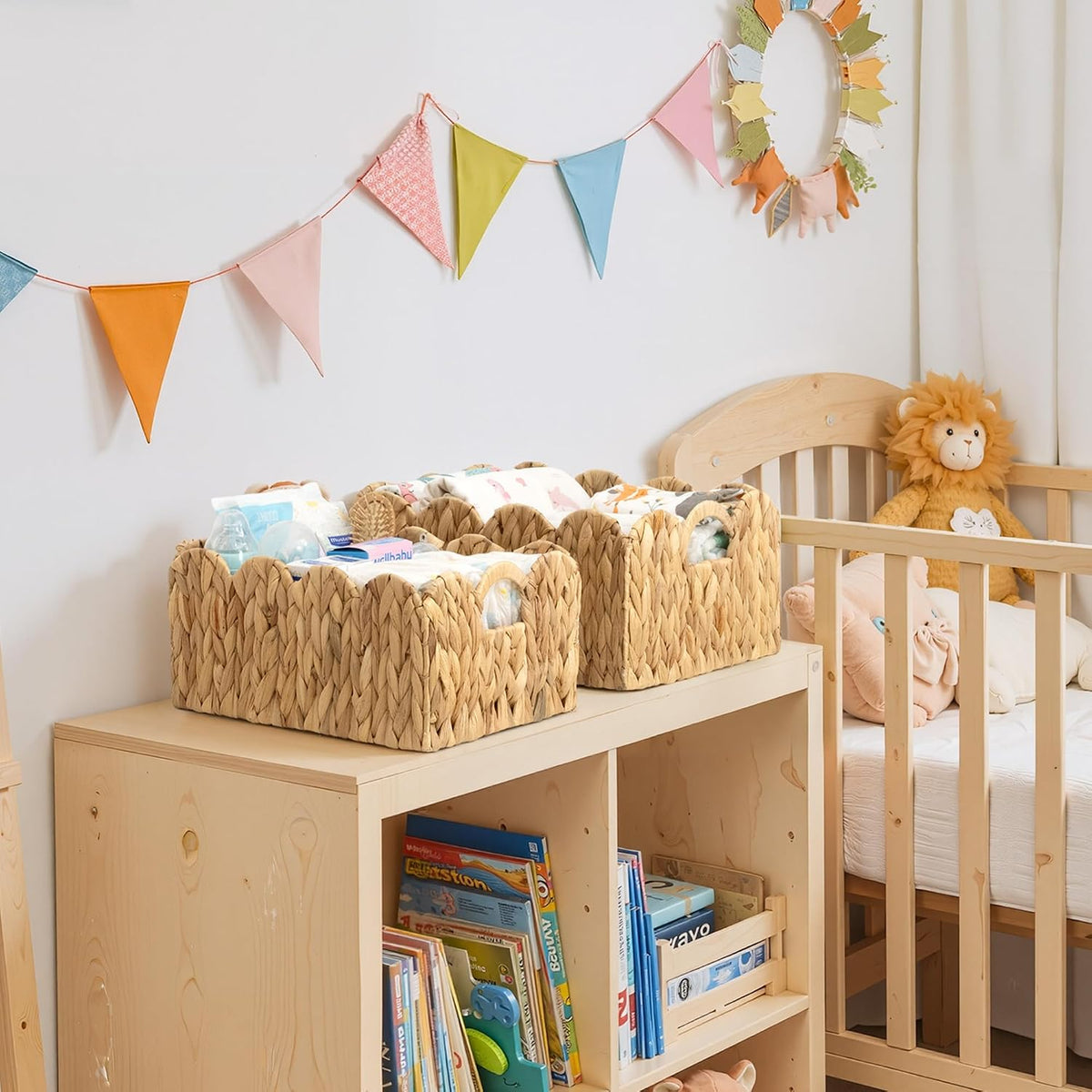 GRANNY SAYS Wicker Storage Basket for Shelves, Scalloped Baskets for Pantry